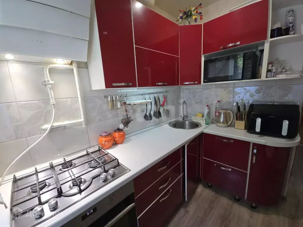 Продаётся 3-к квартира, 61.4 м - Фото 1