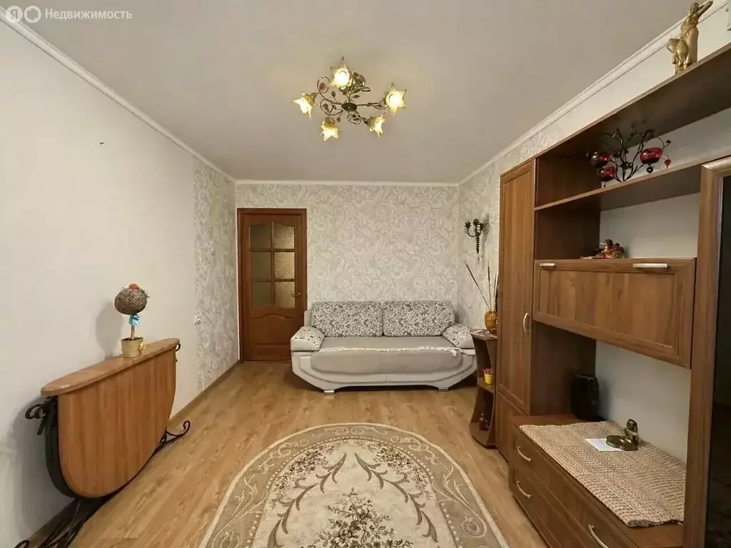 2-комнатная квартира: Брянск, улица Пушкина, 75 (52 м) - Фото 1