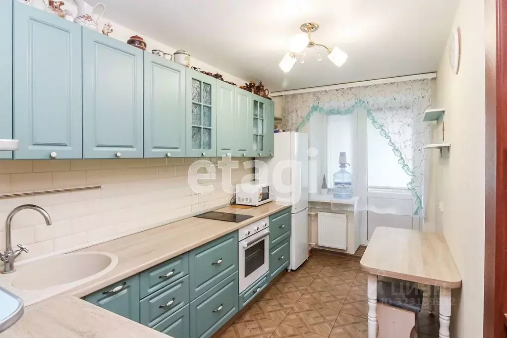 3-к кв. Тюменская область, Тюмень Мелиораторов мкр, ул. Голышева, 2 ... - Фото 1