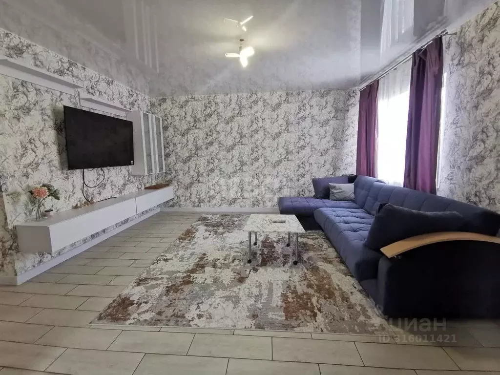 Дом в Свердловская область, Арамиль Октябрьская ул., 4 (156 м) - Фото 0