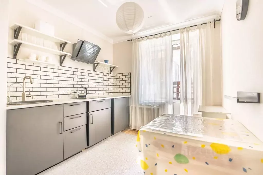 1-к кв. Санкт-Петербург ул. Русановская, 16к3 (30.2 м) - Фото 1