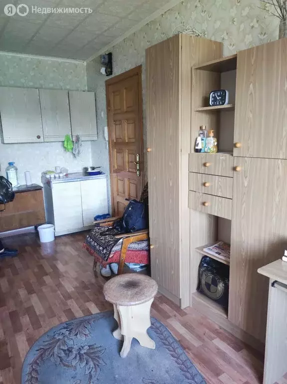 1к в 8-комнатной квартире (17 м) - Фото 1