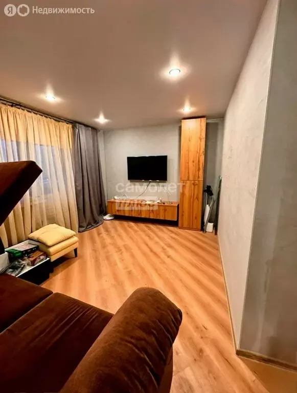 2-комнатная квартира: Омск, улица Дмитриева, 15/6 (39.8 м) - Фото 2