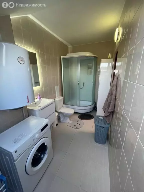 1-комнатная квартира: Геленджик, улица Нахимова, 9 (49 м) - Фото 0