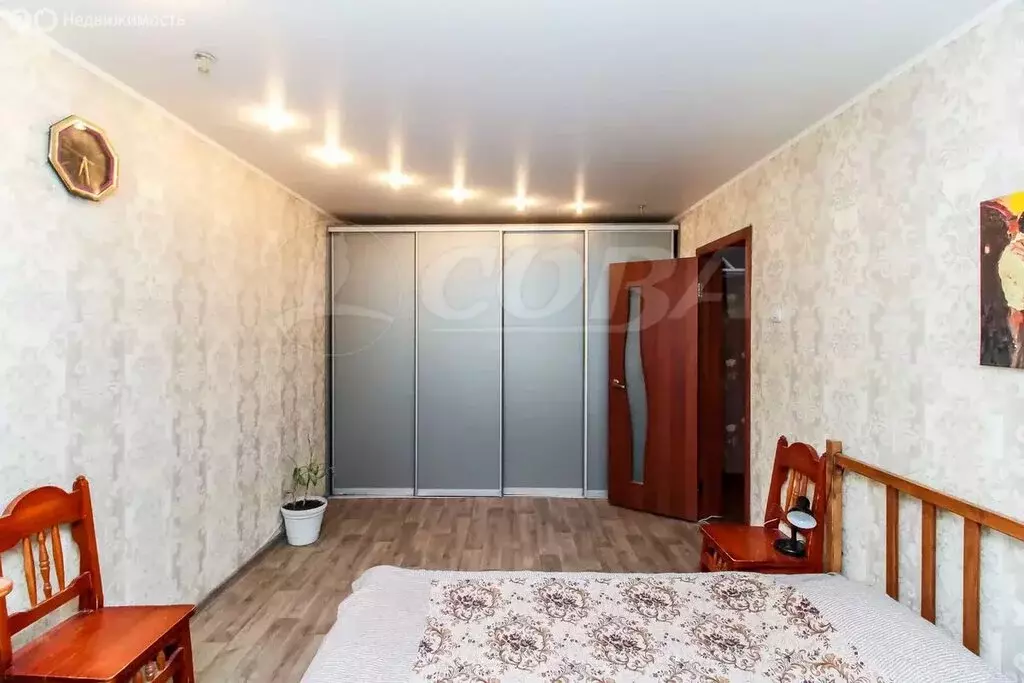 2-комнатная квартира: Тюмень, улица Газовиков, 22 (46.4 м) - Фото 1