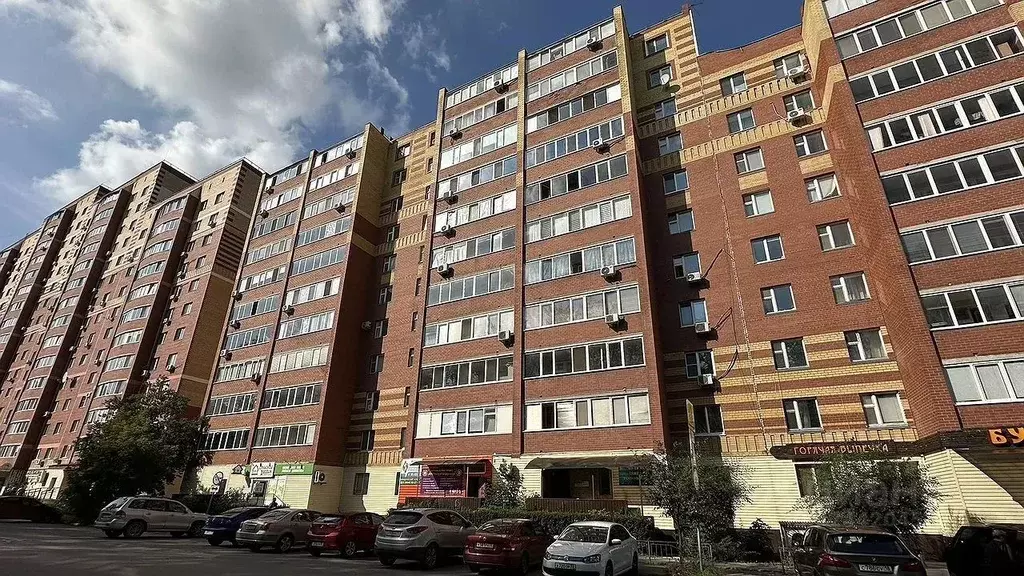 2-к кв. Тюменская область, Тюмень Амурская ул., 2 (63.1 м) - Фото 1