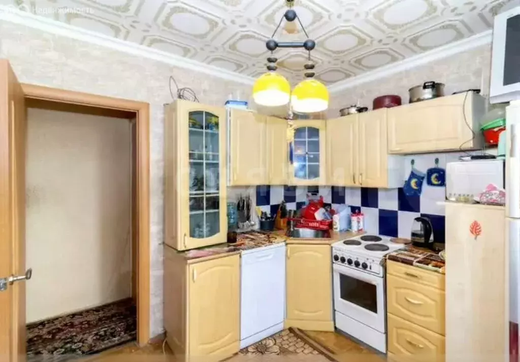 Квартира-студия: Тюмень, улица Демьяна Бедного, 104 (66.3 м) - Фото 2