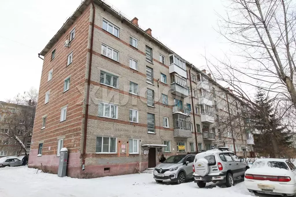 3-комнатная квартира: Новосибирск, улица Ватутина, 18А (54.5 м) - Фото 2