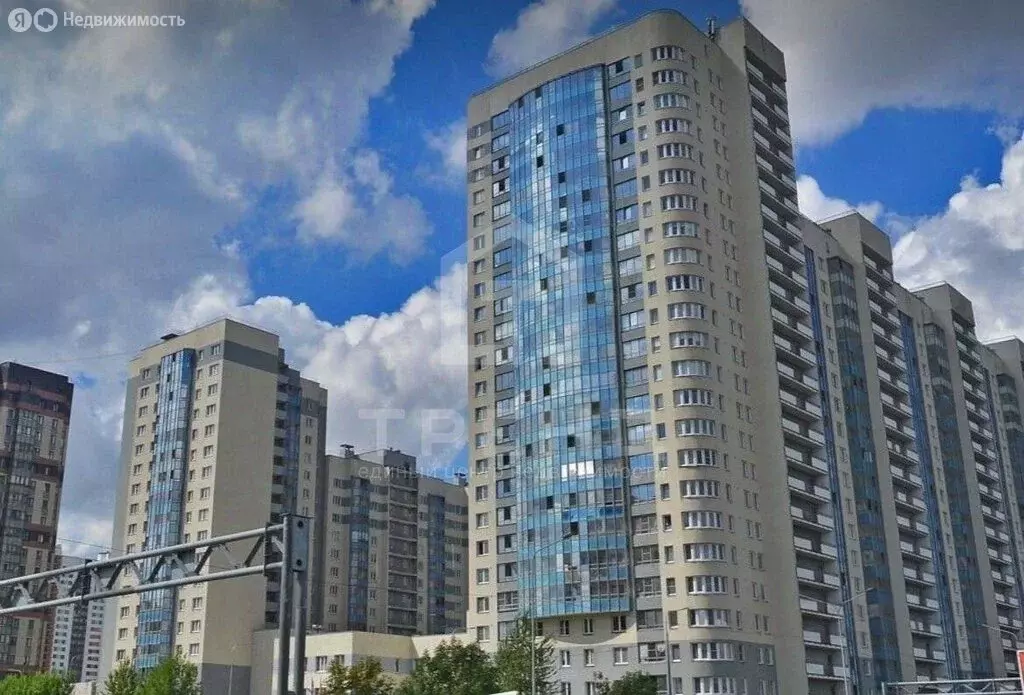 4-комнатная квартира: Санкт-Петербург, улица Маршала Казакова, 68к1 ... - Фото 1