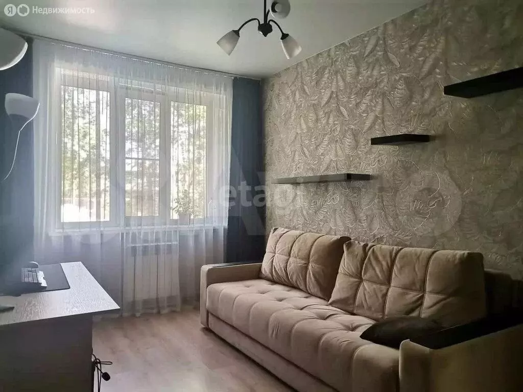 4-комнатная квартира: Ульяновск, проспект Нариманова, 136 (30.5 м) - Фото 1