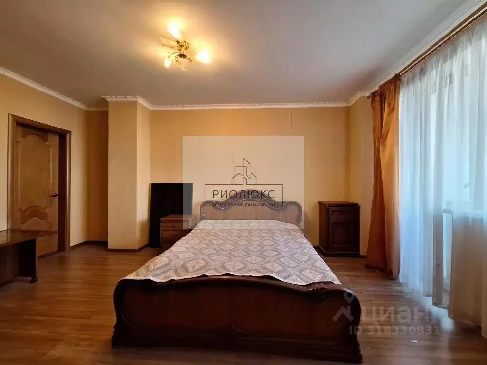 3-к кв. Челябинская область, Магнитогорск просп. Ленина, 135 (129.3 м) - Фото 1