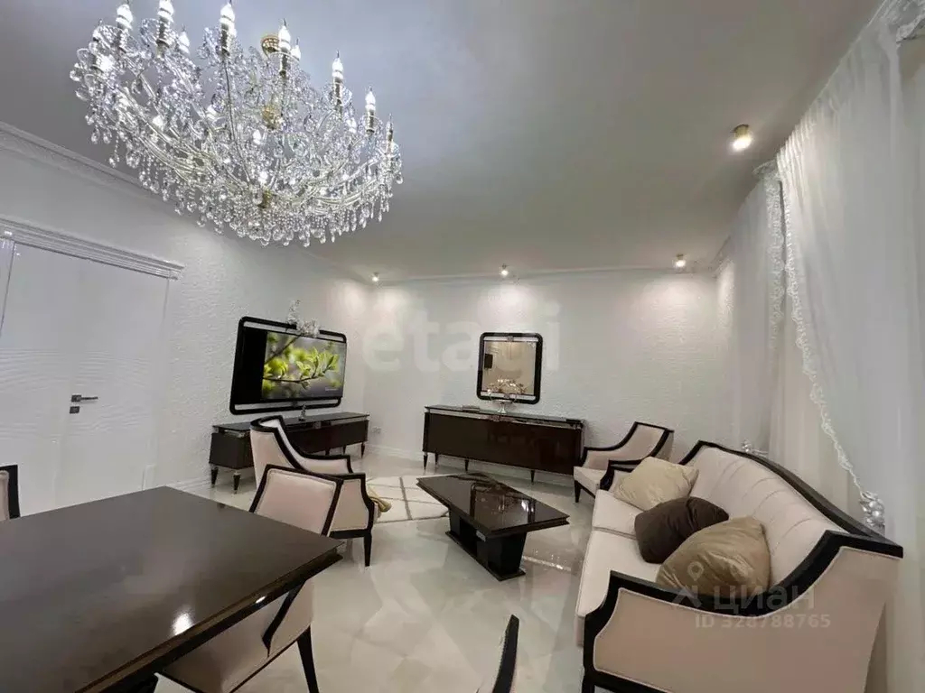 Дом в Ингушетия, Назрань  (240 м) - Фото 1