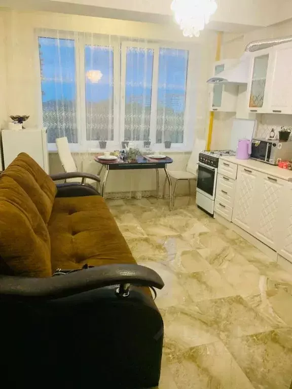 1-к кв. Кабардино-Балкария, Нальчик ул. Атажукина, 18 (52.0 м) - Фото 0