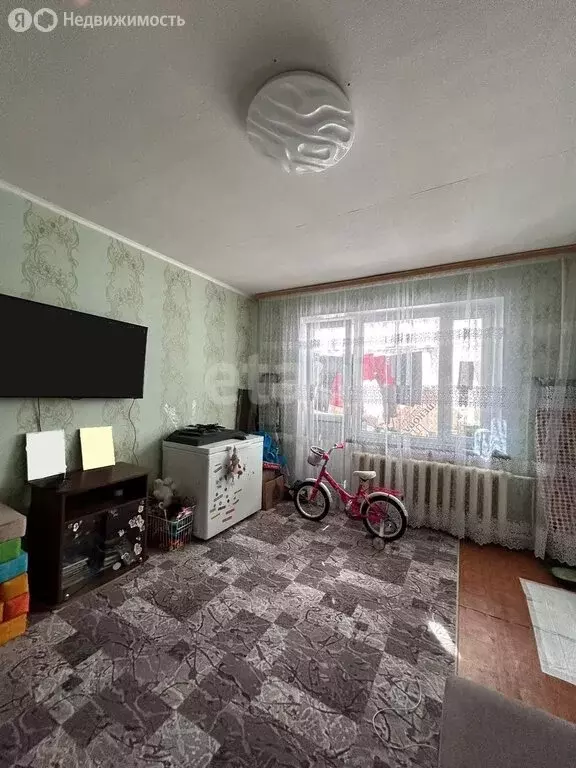 3-комнатная квартира: Усинск, улица Ленина, 9 (57.4 м) - Фото 0