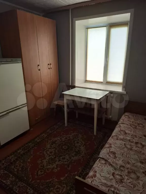 Комната 15 м в 3-к., 1/9 эт. - Фото 1