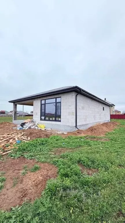 Дом в Астраханская область, Приволжский район, с. Растопуловка ... - Фото 2