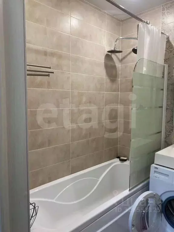 Студия Тюменская область, Тюмень Комбинатская ул., 54к2 (33.0 м) - Фото 1
