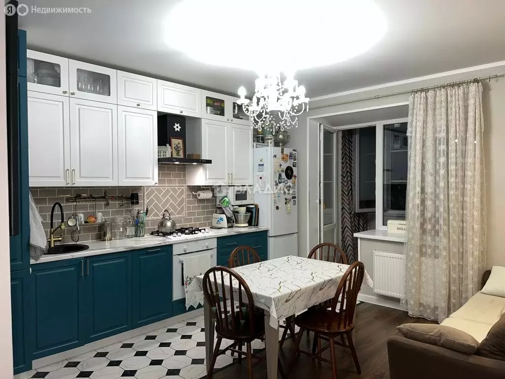 2-комнатная квартира: Волгоград, Высокая улица, 26А (60.2 м) - Фото 0