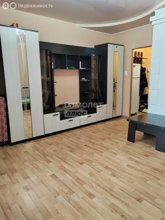 1-комнатная квартира: посёлок городского типа Вахруши, улица Ленина, ... - Фото 1