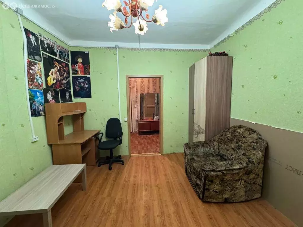 3-комнатная квартира: Великий Новгород, район Торговая сторона, ... - Фото 0