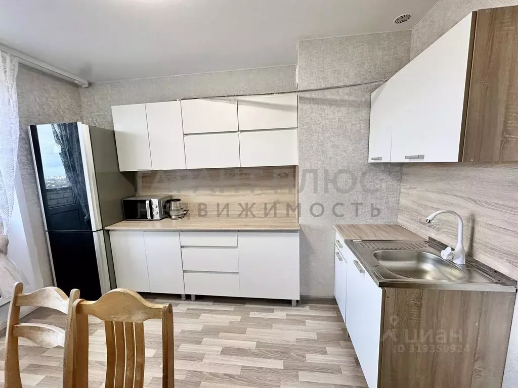 3-к кв. Липецкая область, Липецк ул. Молодежная, 9 (80.0 м) - Фото 1