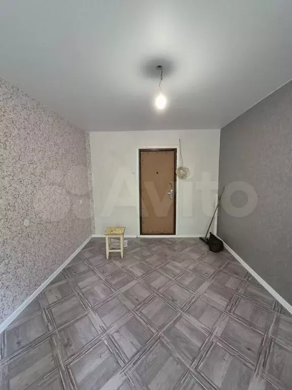 Комната 13 м в 1-к., 1/5 эт. - Фото 1