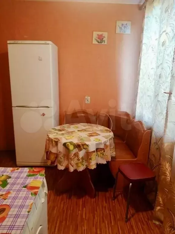 2-к. квартира, 60 м, 1/9 эт. - Фото 1