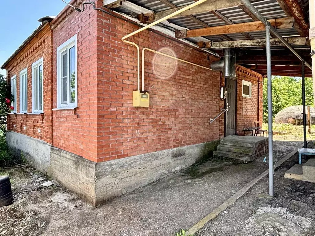 Дом в Краснодарский край, Северский район, Ильское городское ... - Фото 1