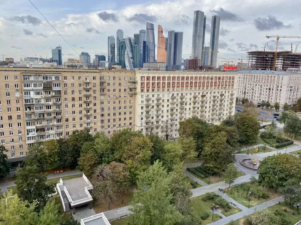 3-к кв. Москва Украинский бул., 5 (80.4 м) - Фото 1