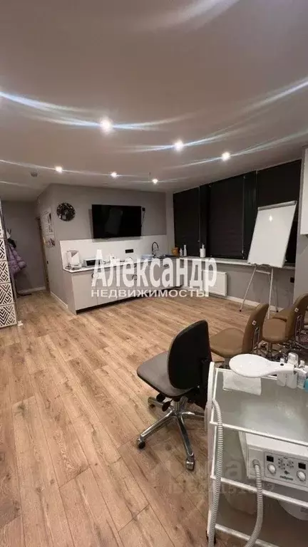 Помещение свободного назначения в Санкт-Петербург просп. Энергетиков, ... - Фото 1