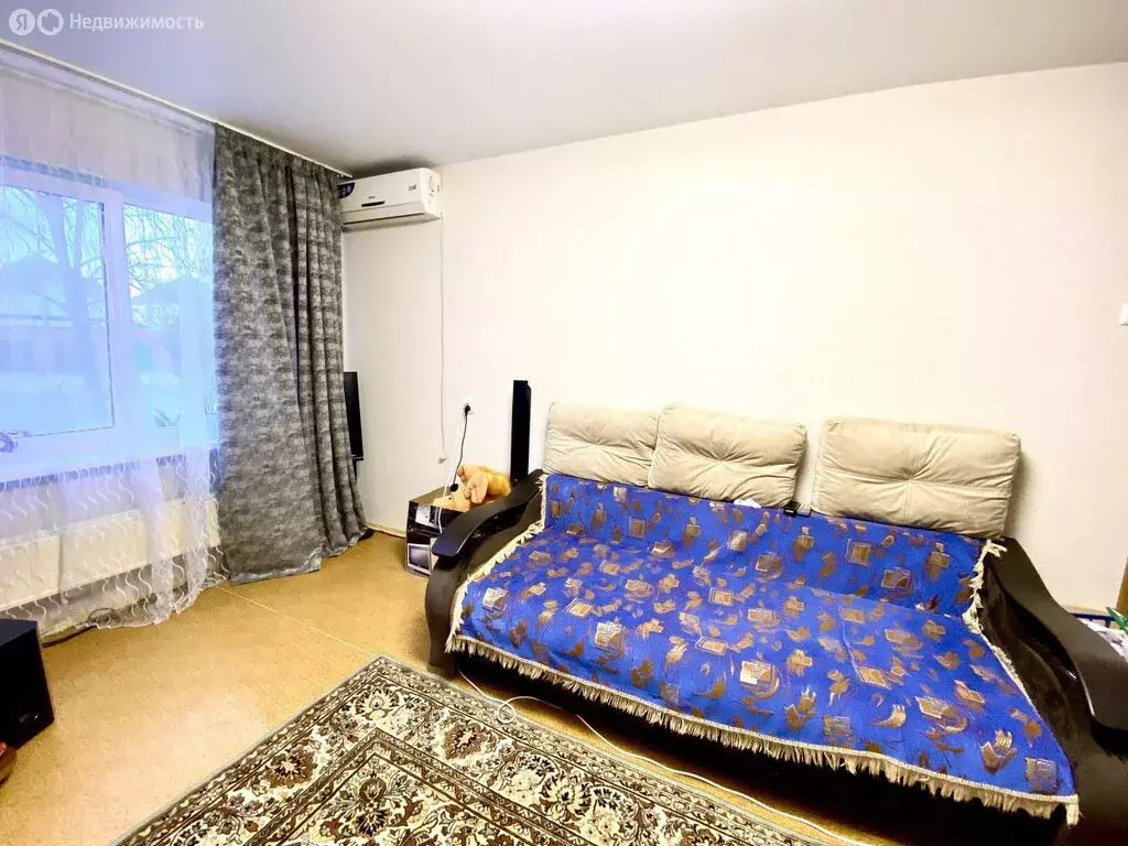 2-комнатная квартира: Лабинск, улица Калинина, 176 (53.3 м) - Фото 1