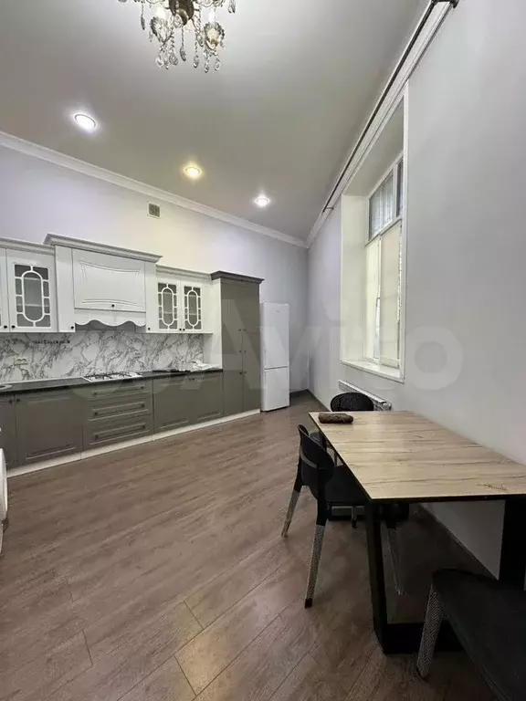2-к. квартира, 80 м, 1/5 эт. - Фото 0
