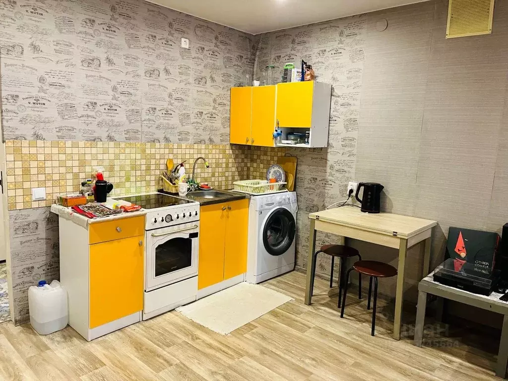 Студия Вологодская область, Череповец Октябрьский просп., 78 (28.0 м) - Фото 2