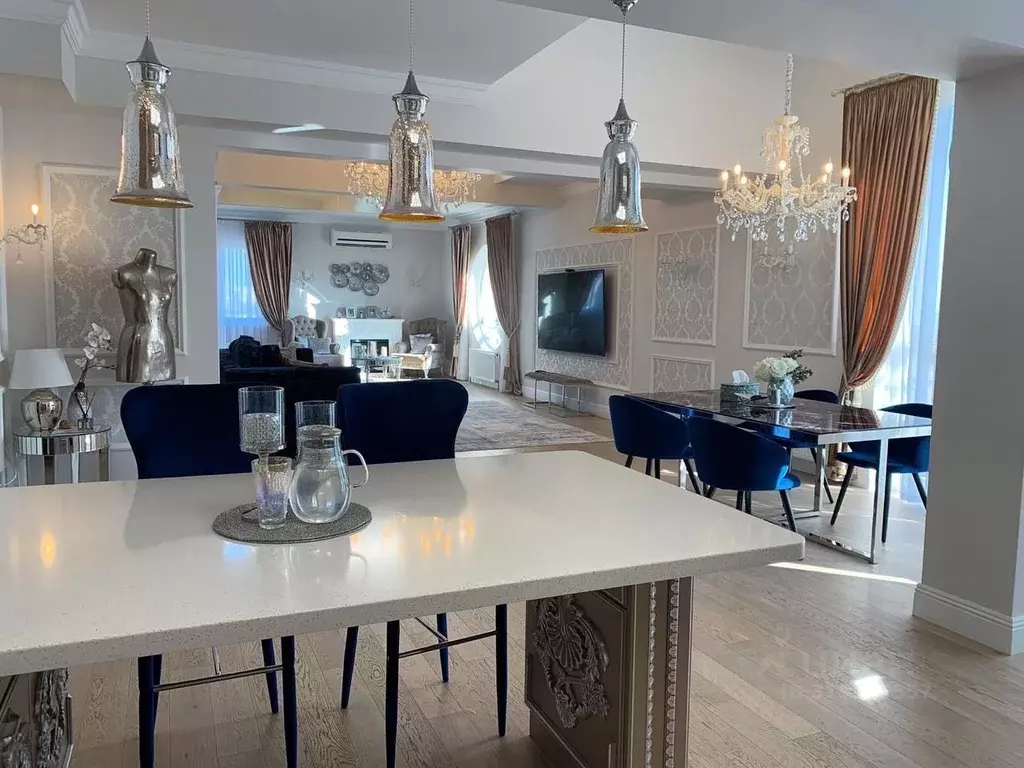 4-к кв. Краснодарский край, Краснодар Пашковская ул., 83 (400.0 м) - Фото 0