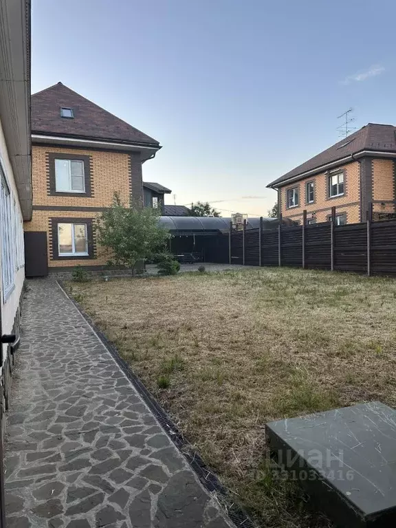 Дом в Москва д. Губкино, Кронбург кп,  (200 м) - Фото 2