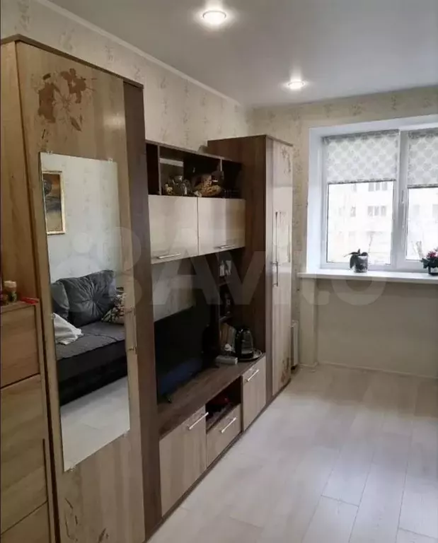 Комната 17,5 м в 8-к., 2/5 эт. - Фото 0