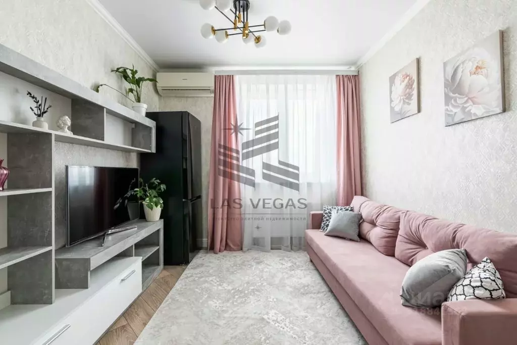 1-к кв. Татарстан, Казань просп. Альберта Камалеева, 30 (45.0 м) - Фото 0