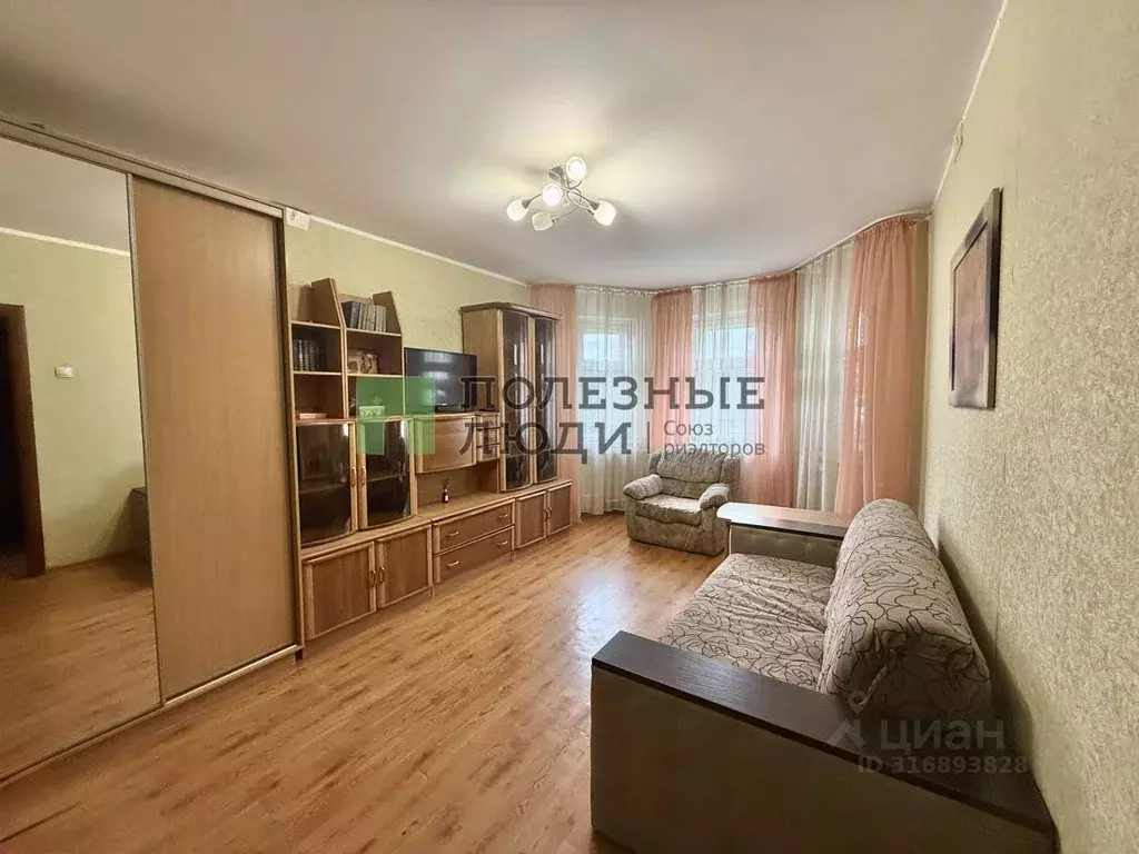 1-к кв. Орловская область, Орел Планерная ул., 52 (39.8 м) - Фото 0