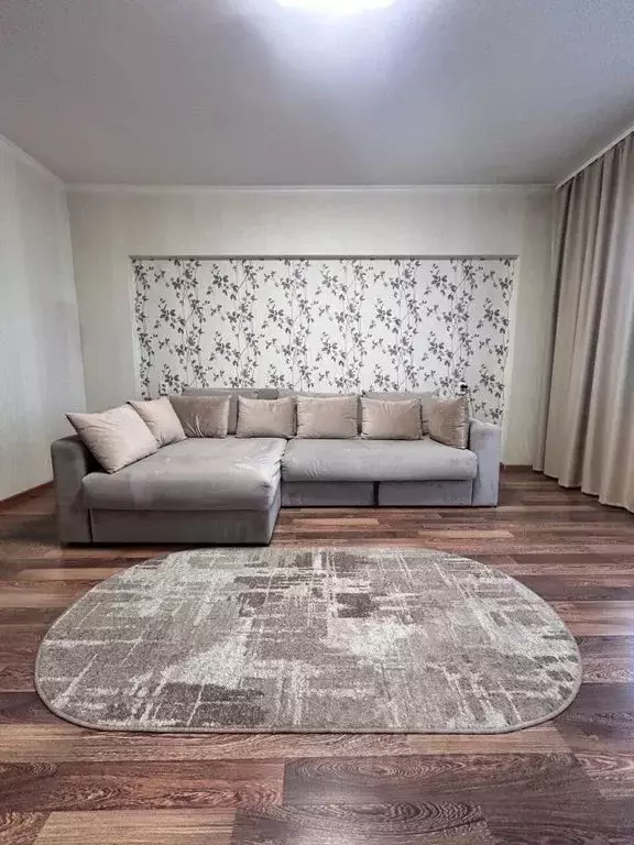 2-к кв. Хакасия, Абакан ул. Торосова, 15 (50.0 м) - Фото 1