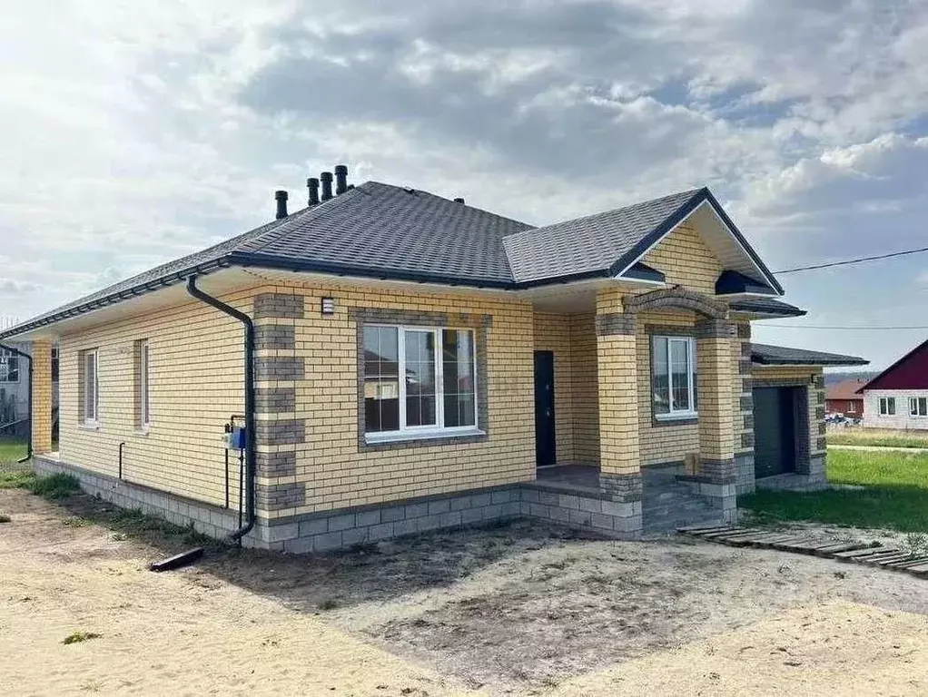 Дом в Белгородская область, Белгородский район, Разумное рп ул. ... - Фото 1
