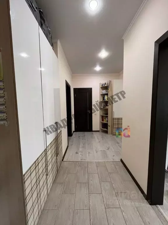 2-к кв. Калмыкия, Элиста ул. Аккочкарова, 31 (63.1 м) - Фото 1