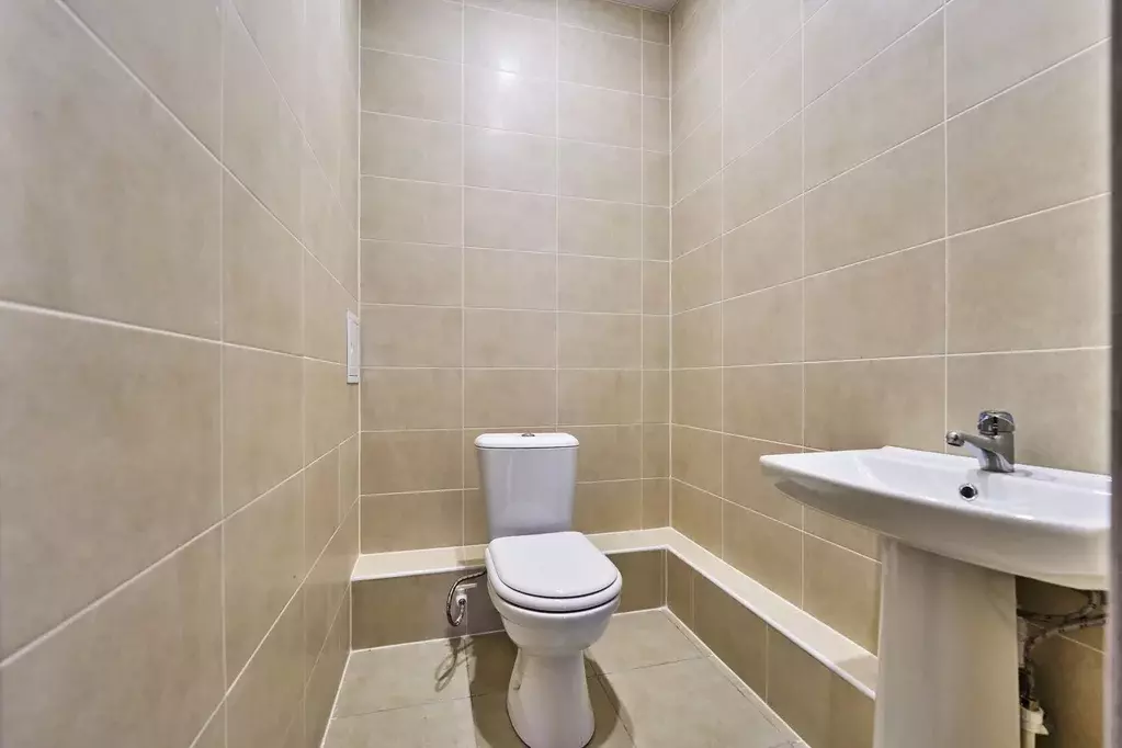 Продаётся 2-к квартира, 70 м - Фото 0