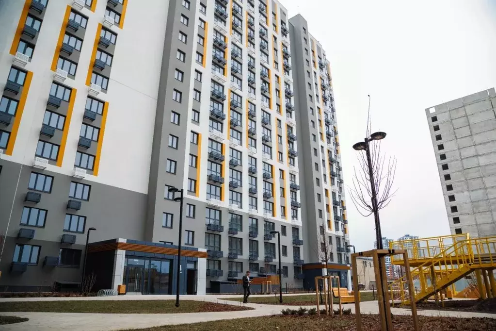 3-к кв. Липецкая область, Липецк ул. Механизаторов, 15А (69.05 м) - Фото 1