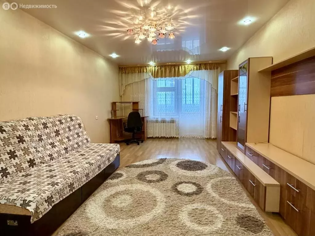 1-комнатная квартира: Киров, улица Ленина, 184к4 (39.5 м) - Фото 1