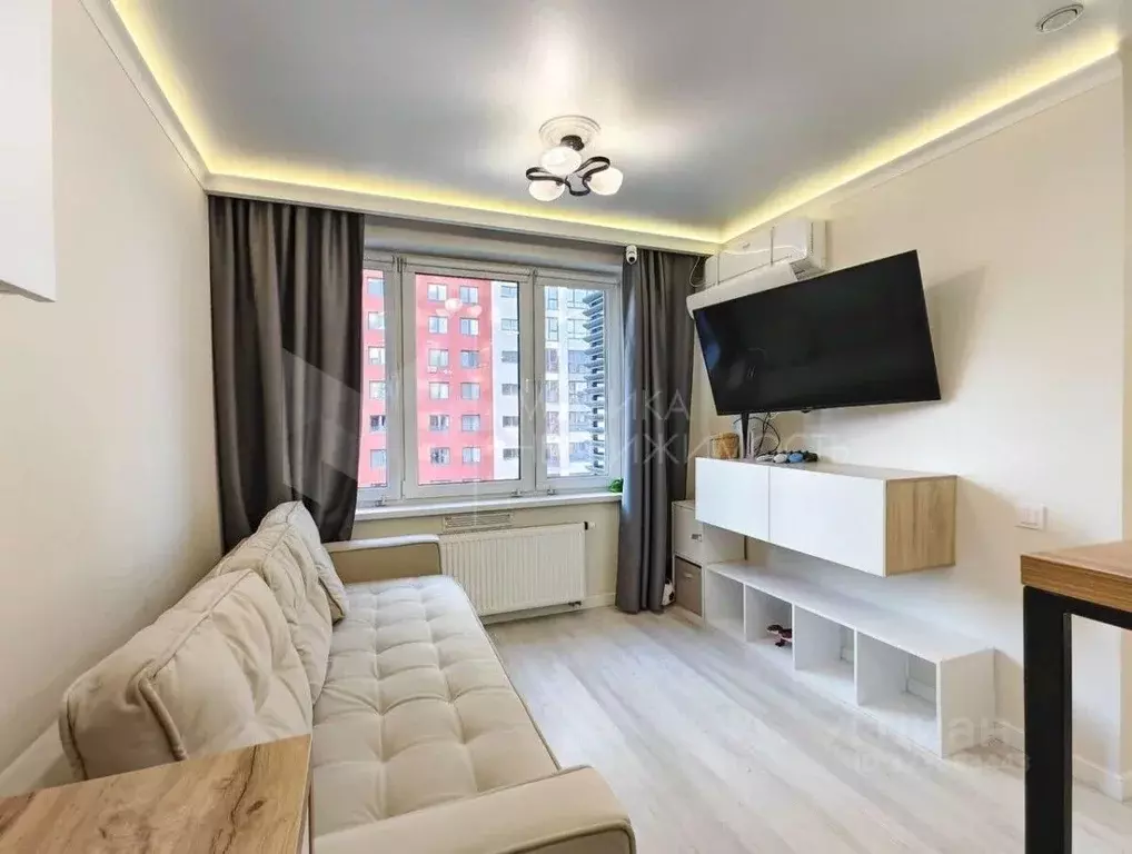 1-к кв. Тюменская область, Тюмень проезд Тихий, 6 (43.0 м) - Фото 1