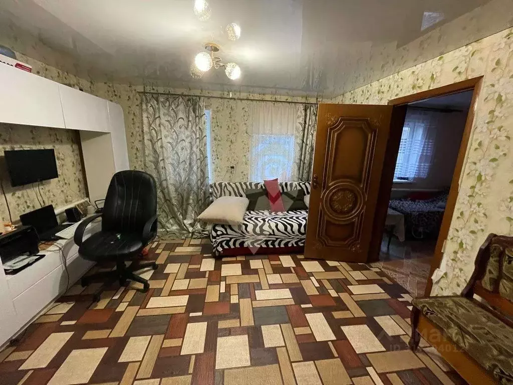 Дом в Белгородская область, Старый Оскол ул. Островского (70 м) - Фото 1