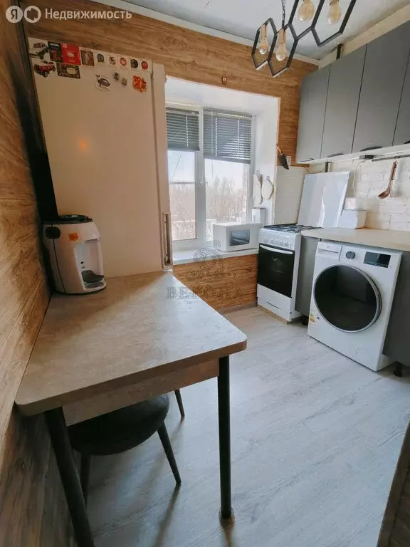 3-комнатная квартира: деревня Кузнецы, Новая улица, 4 (58 м) - Фото 1