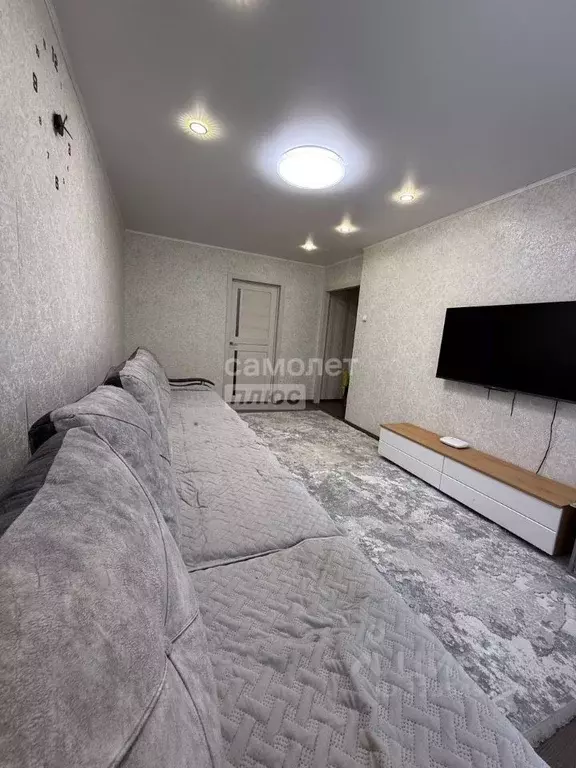 2-к кв. Омская область, Омск ул. 12 Декабря, 112 (59.8 м) - Фото 2