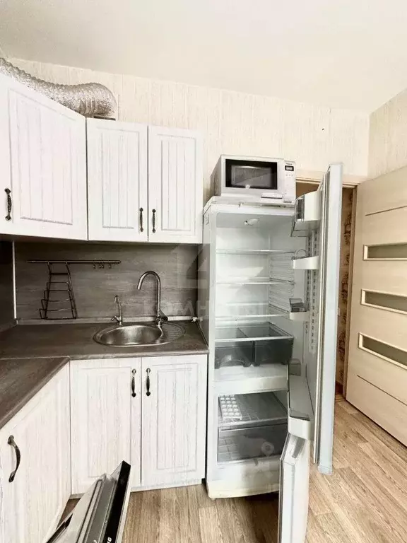 3-к кв. Воронежская область, Воронеж ул. Генерала Лизюкова, 16 (63.0 ... - Фото 2