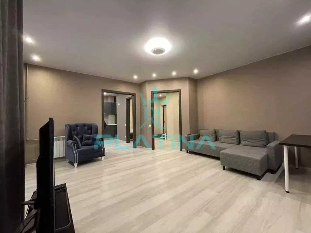 2-к кв. Татарстан, Казань Петербургская ул., 65а (60.0 м) - Фото 1